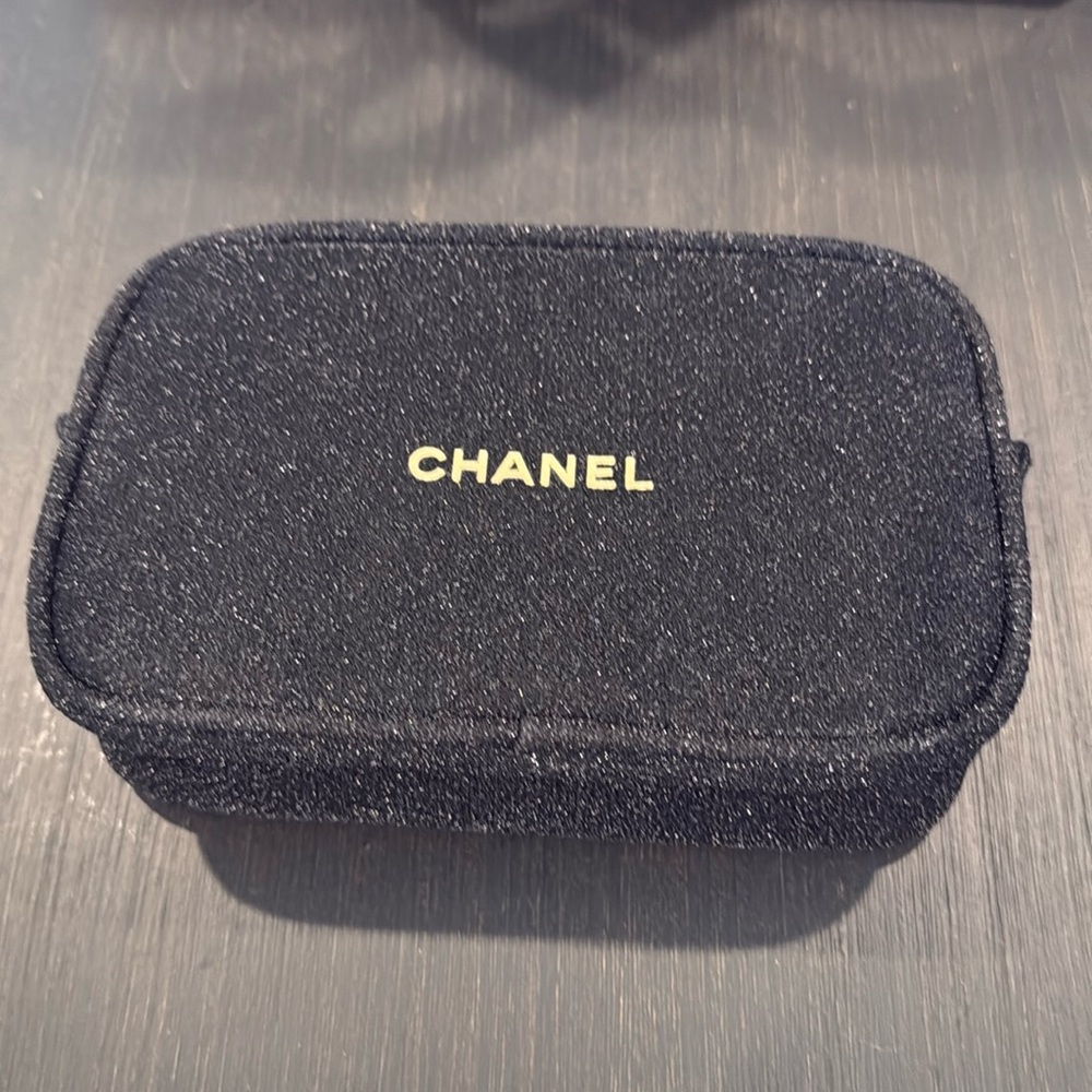 CHANEL Black Shimmer Cosmetic Pouch - Picture 2 of 7